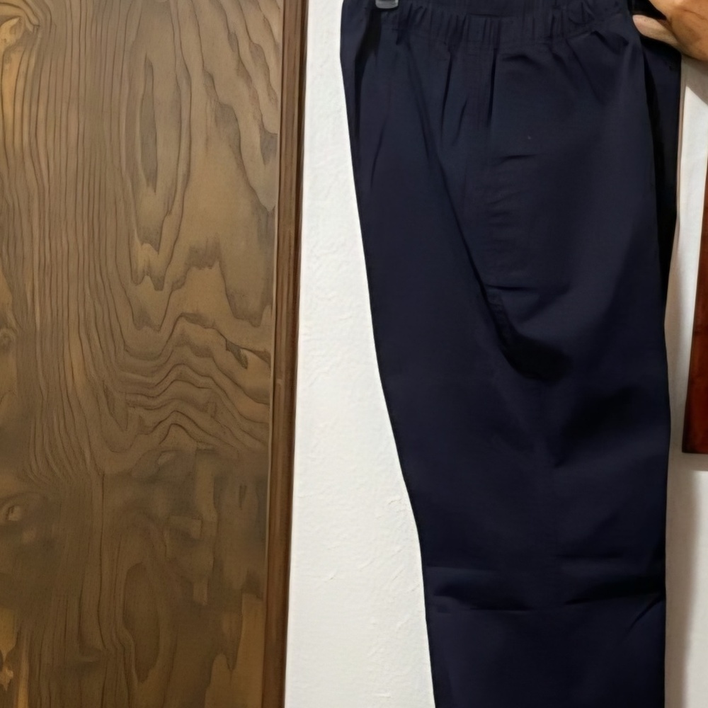 Lands’ End, elastic waist, navy blue, size 14
